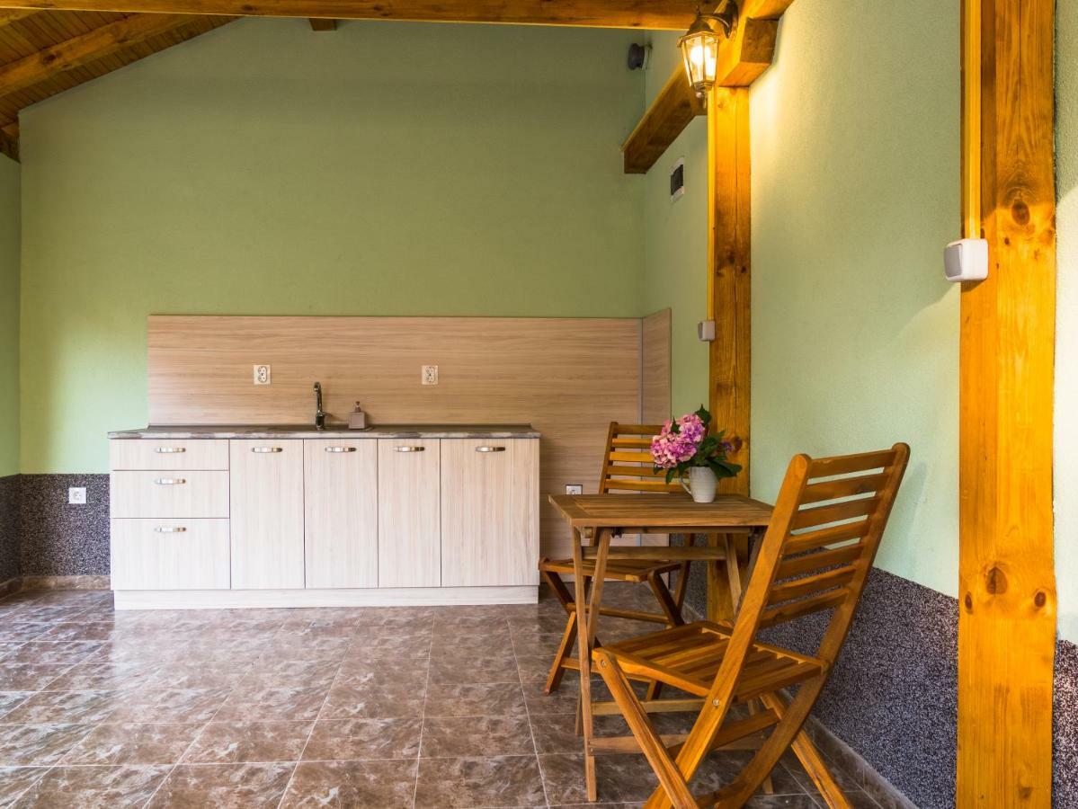 Simada Green Guesthouse Varshets  Exterior foto